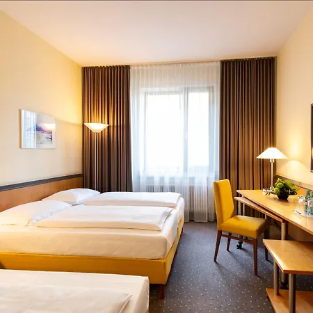 Hotel Plaza & Living Frankfurt 3*