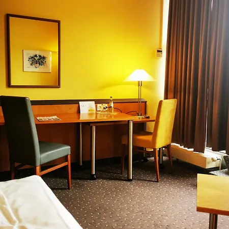 Plaza & Living Frankfurt Hotel 3*