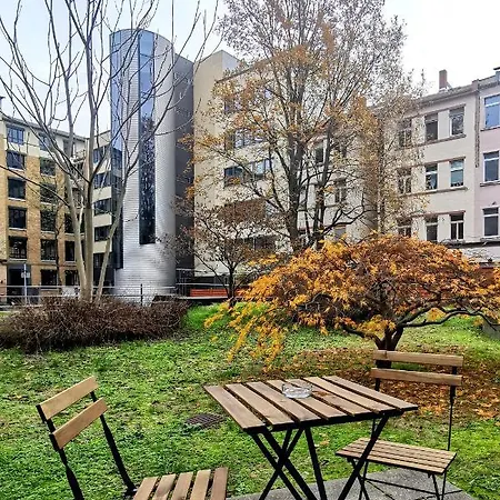 Plaza & Living Frankfurt Hotel 3*