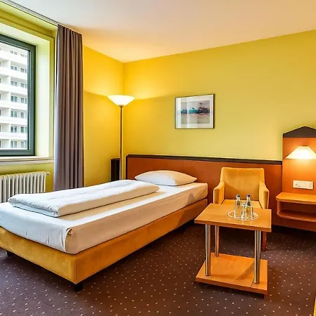 Plaza & Living Frankfurt מלון פרנקפורט