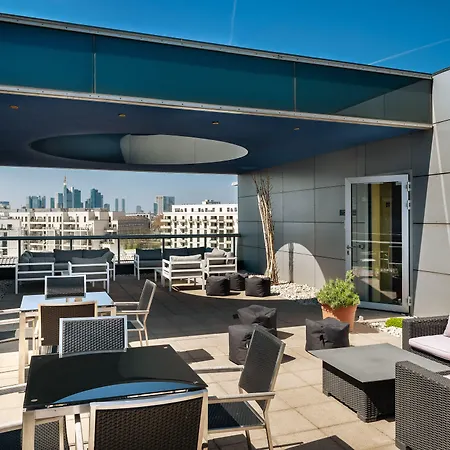 Plaza Hotel&living Frankfurt 3*