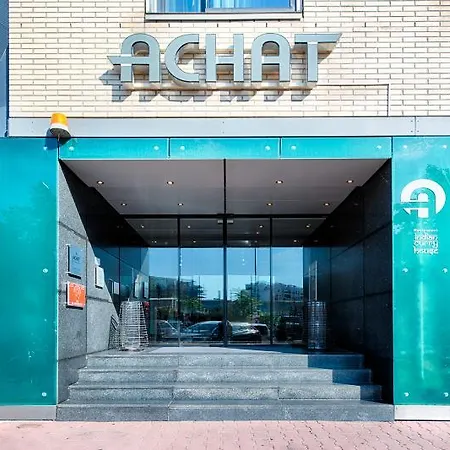 Plaza & Living Frankfurt מלון 3*