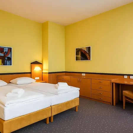 Hotel Plaza & Living Frankfurt