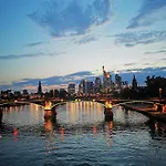 Hotell Plaza & Living Frankfurt 3*