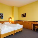 Hotel Plaza Hotel&living Frankfurt
