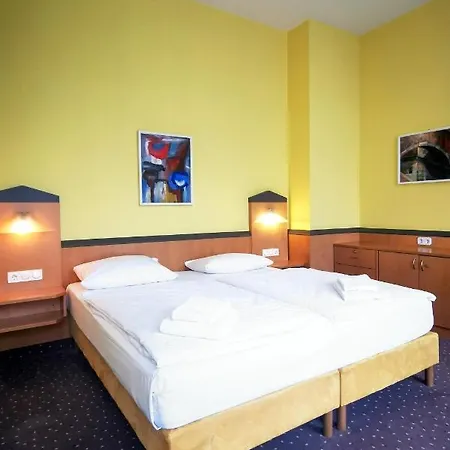 Hotel Plaza Hotel&living Frankfurt Frankfurt am Main