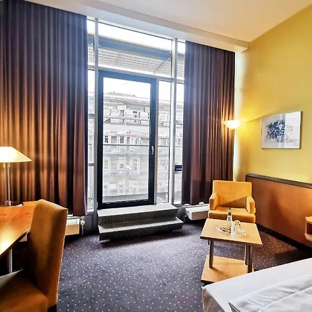 Plaza Hotel&living Frankfurt Frankfurt am Main