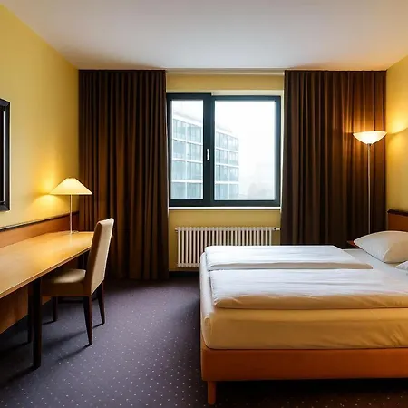 酒店 Plaza & Living Frankfurt 3*