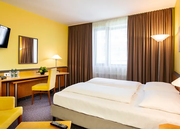 Plaza & Living Frankfurt 3*