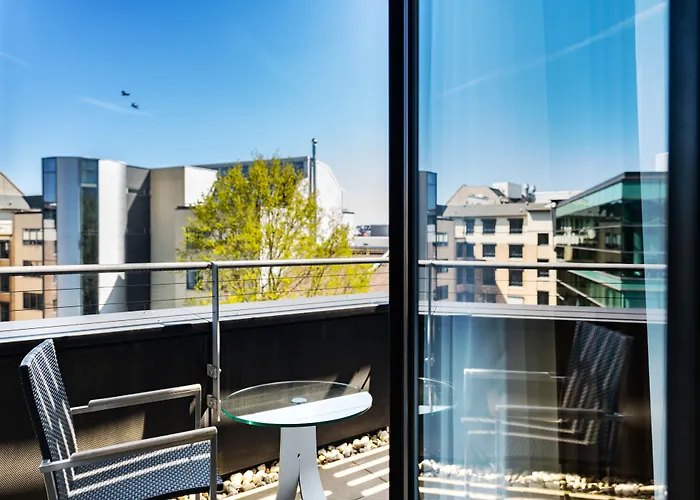 Plaza & Living Frankfurt 3*