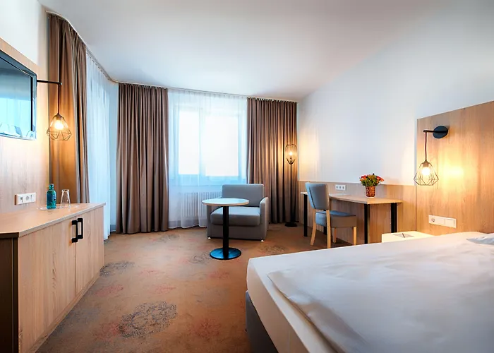 Hotel Plaza & Living Frankfurt 3*