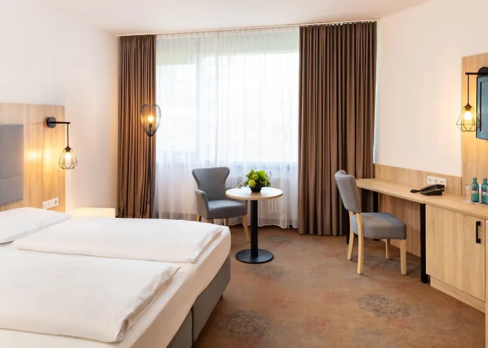 Plaza Hotel&living Frankfurt